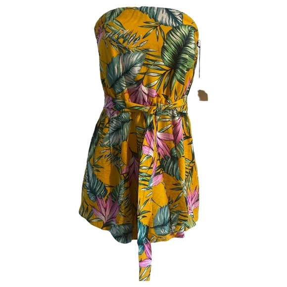 NWT SUPERDOWN/REVOVLE FLORAL TROPICAL ROMPER STRAPLESS W/TIE AT WAISTE LINED - Picture 6 of 15